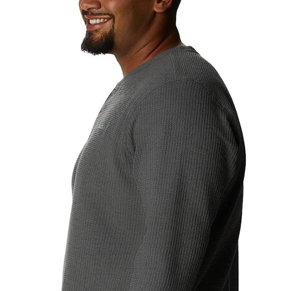 Men’s Pine Peak Waffle Henley - Picture 2 of 13